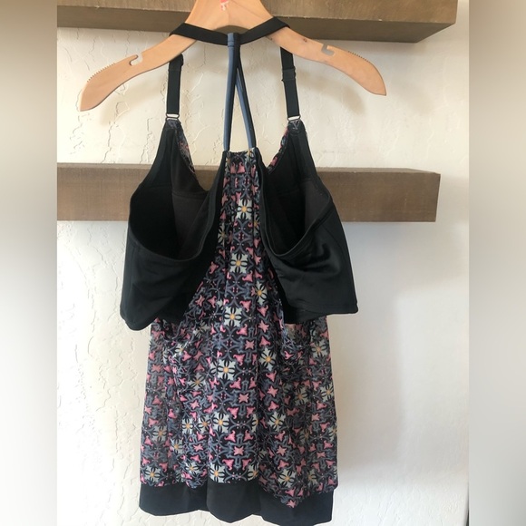 Cacique Swim|Tank bikini swimwear in colorful blue tropical floral print•PLUS - Picture 2 of 9